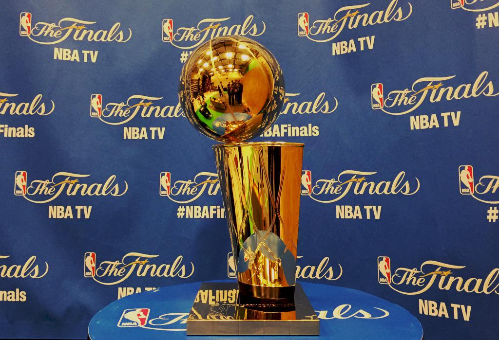 La Noche del 10: Speciale NBA Overtime episode artwork