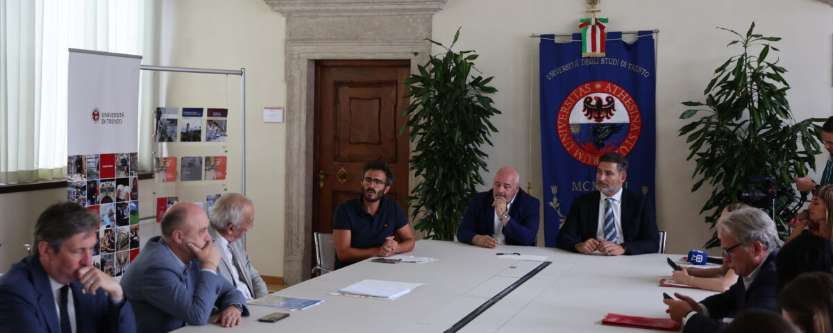 Conferenza stampa di presentazione di un master © Teyssot / UniTrento